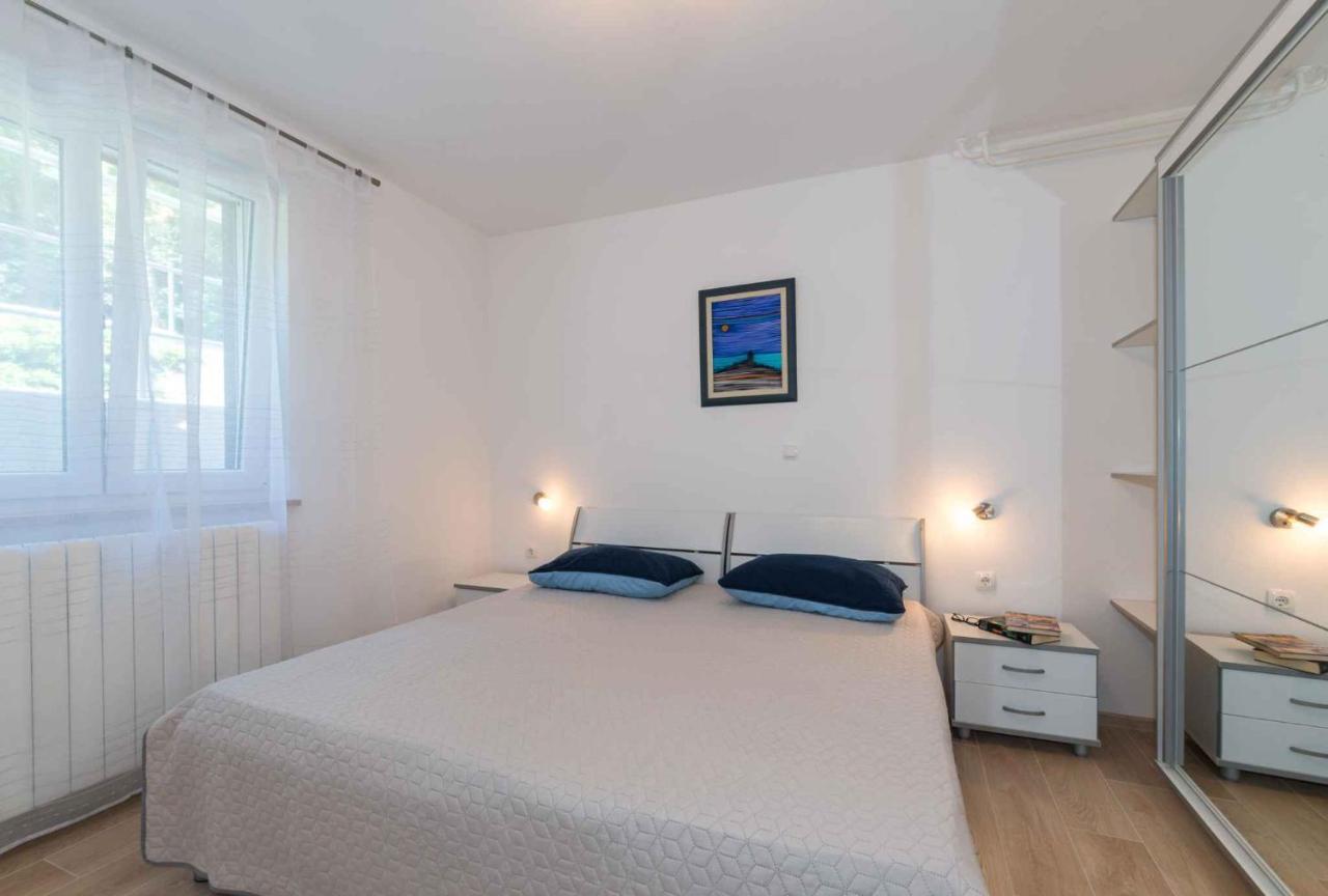 Apartments In Ravni/Istrien 30383 Экстерьер фото